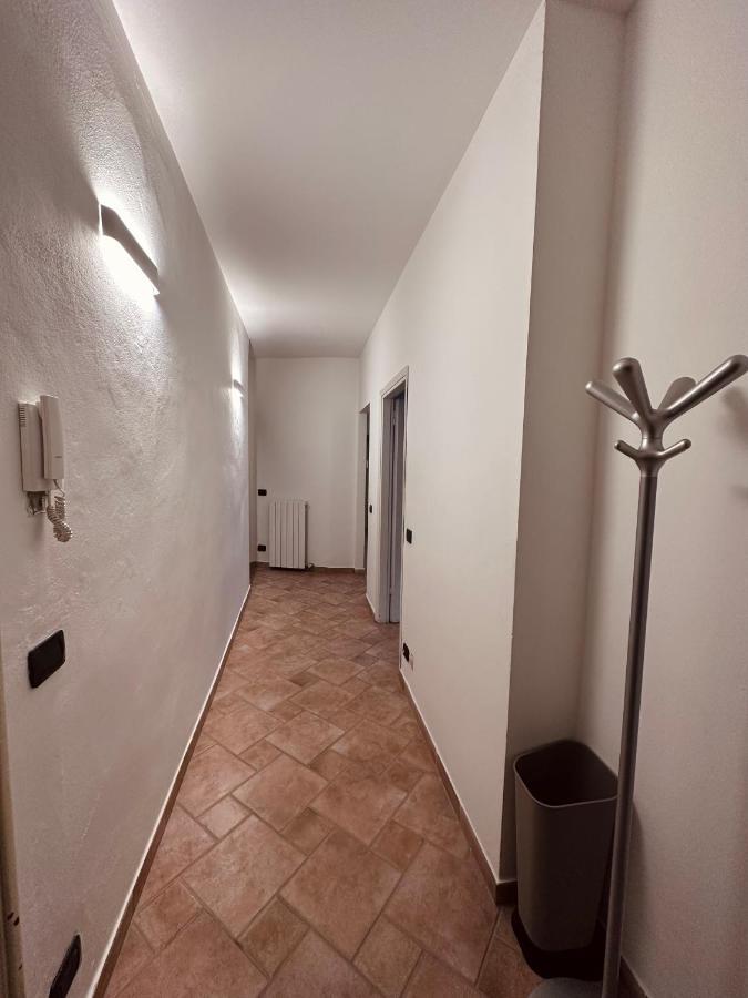 La Casa Del Corso Apartment Arona Bagian luar foto